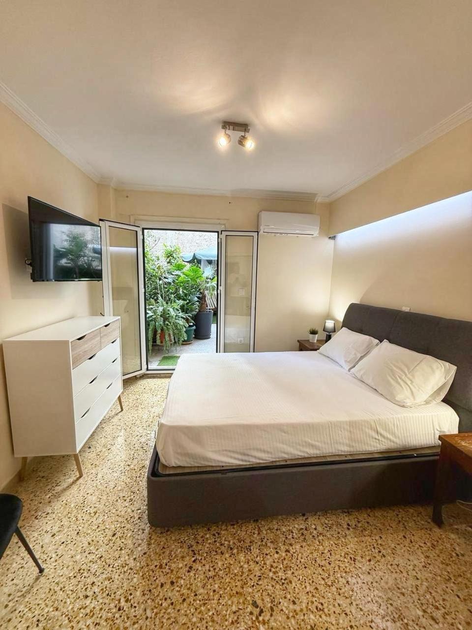 Modern Apartment In The Heart Of Athens Near Acropolis Eksteriør bilde