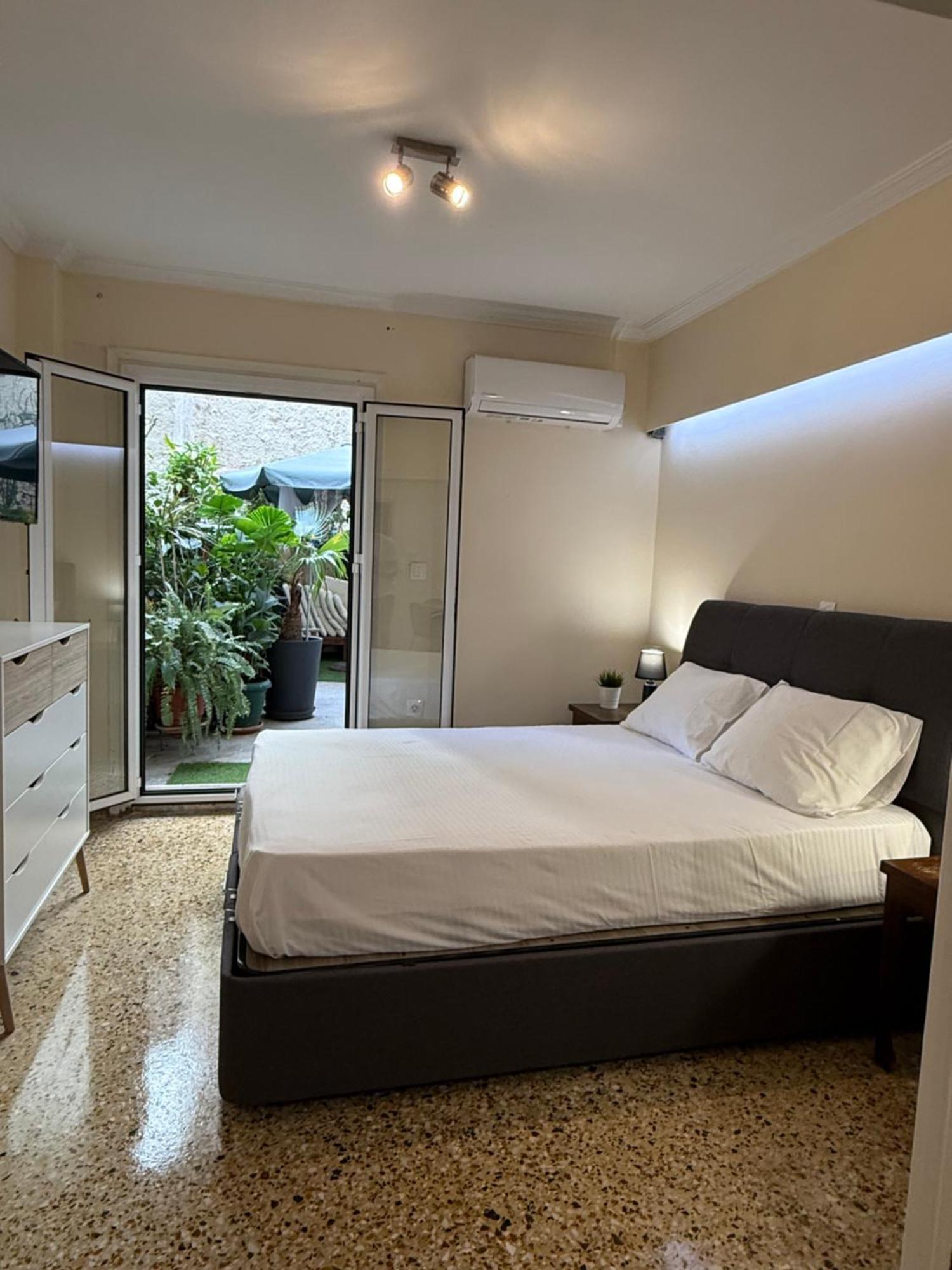 Modern Apartment In The Heart Of Athens Near Acropolis Eksteriør bilde